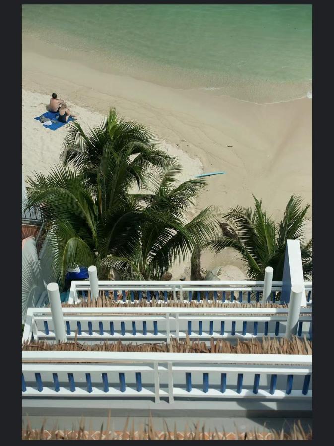 At Sea Patong Exterior foto