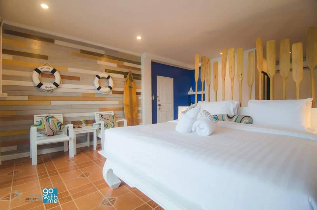At Sea Patong Exterior foto